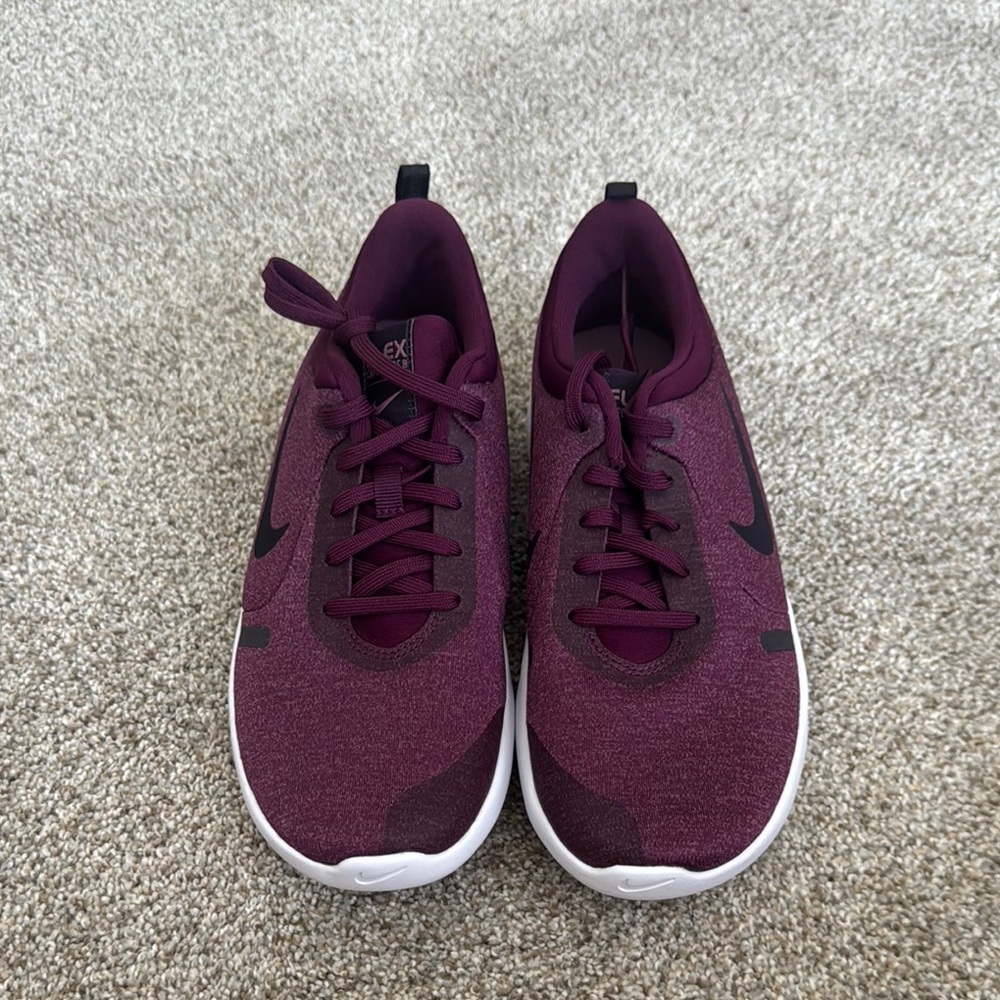 Nike Purple and Black Sneakers